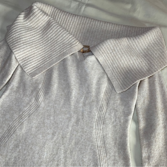 Cult Gaia- Edna Knit Off Shoulder Mini Dress in Off White Size Large - Picture 3 of 9